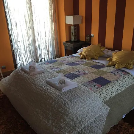 El Perfume Del Almendro