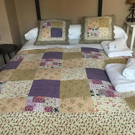 El Perfume Del Almendro Quintanilla del Agua